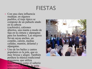 La vegetación sigue las oscilaciones del relieve y del clima. Hay una gran variedad, ya sea vegetación silvestre o cultivos humanos. En las zonas altas se pueden encontrar bosques (pinos, abetos, hayas, robles), matorrales y prados, mientras que las zonas del valle del Ebro son explotadas para uso agrícola.Abarca desde los bosques de coníferas, los caducifolios y los mediterráneos hasta los matorrales en las zonas más áridas.VEGETACIÓN