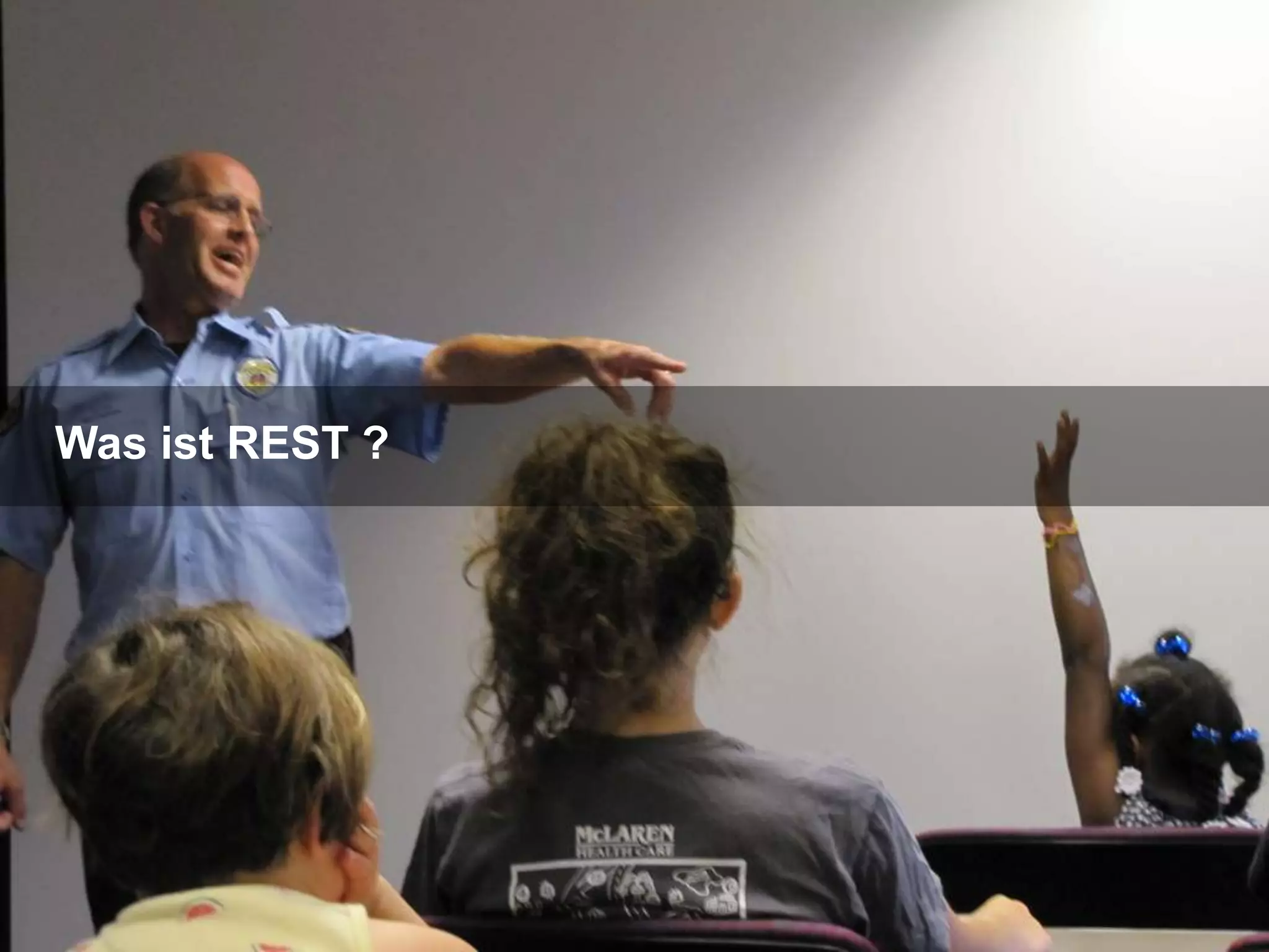 Namics.
Was ist REST ?
 