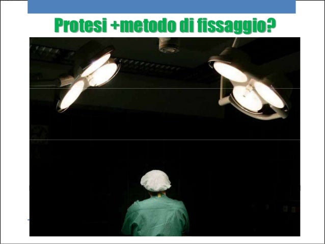 La faccia di decolorazione fa i bagagli a gravidanza