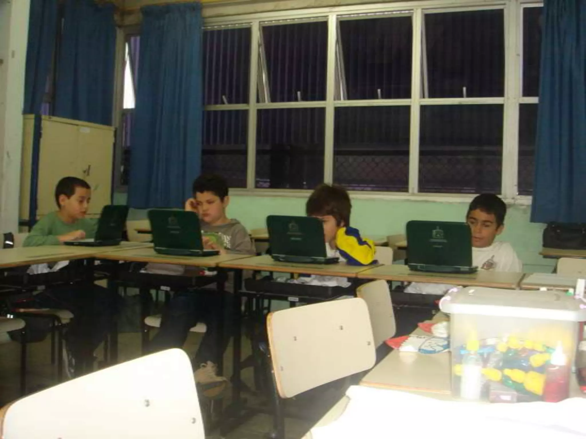 Conhecendo os netbooks 2º A Prof Eliane