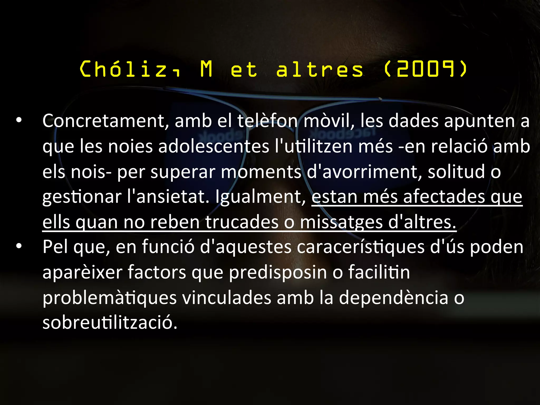 Ritmes 
Facebook (Agost 2013) 
700 
milions 
usuaris 
diaris 
(70% 
per 
mòbil) 
350 
milions 
fotos 
pujades 
per 
dia 
Quasi 
1 
de 
8 
usuaris 
del 
planeta 
Watsapp (Abril 2014) 
500 
milions 
d’usuaris 
diaris 
Font: 
h@p://www.trecebits.com/2013/08/26/13-­‐sorprendendes-­‐estadisXcas-­‐de-­‐facebook-­‐infografia/ 
h@p://es.engadget.com/2014/04/23/whatsapp-­‐500-­‐millones-­‐usuarios 
 