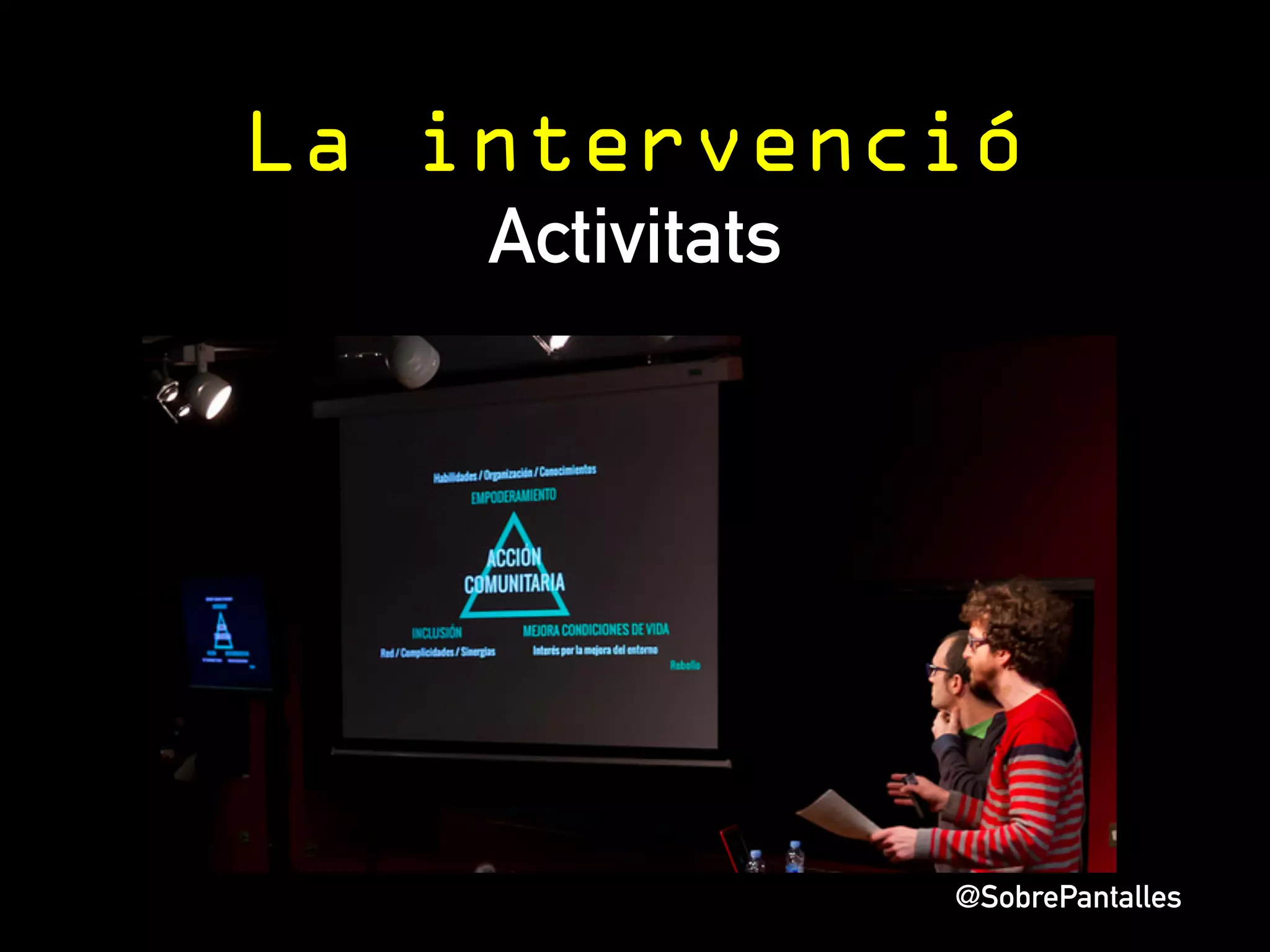 Decàleg d’idees per a la intervenció 
socioeducativa 
(adaptació de Funes, 2010) #Acompanyament 
1. Ajustar l’enfocament de la mirada. 
2. Apendre a veure, a observar, a conèixer els significats i els 
sentits de les seves vides, a saber preguntar sobre el que 
viuen. 
3. Tenir conflictes no és tenir problemes. 
4. L’adolescència potser també també un temps de 
malestars. 
5. L’escola (o els centres de formació) com un important 
territori per intervenir. 
6. Construir espais d’influència educativa al seu voltant. 
7. Suprimir la distància, construir la proximitat. Acceptar 
convertir-se en adults propers. 
#Referents_virtuals_d_adolescents_digitals 
8. Acompanyar (que no derivar). 
9. Controlar l’angoixa que ens provoquen els seus riscos. 
Garantitzar que no s’estan fent mal. 
10. Deixar de considerar-los menors i tractar-los com a 
subjectes responsables. Que es construeixin els seus propis 
límits. 
#Referència 
#Comunitat 
#UXlitat 
#Responsabilitat 
 