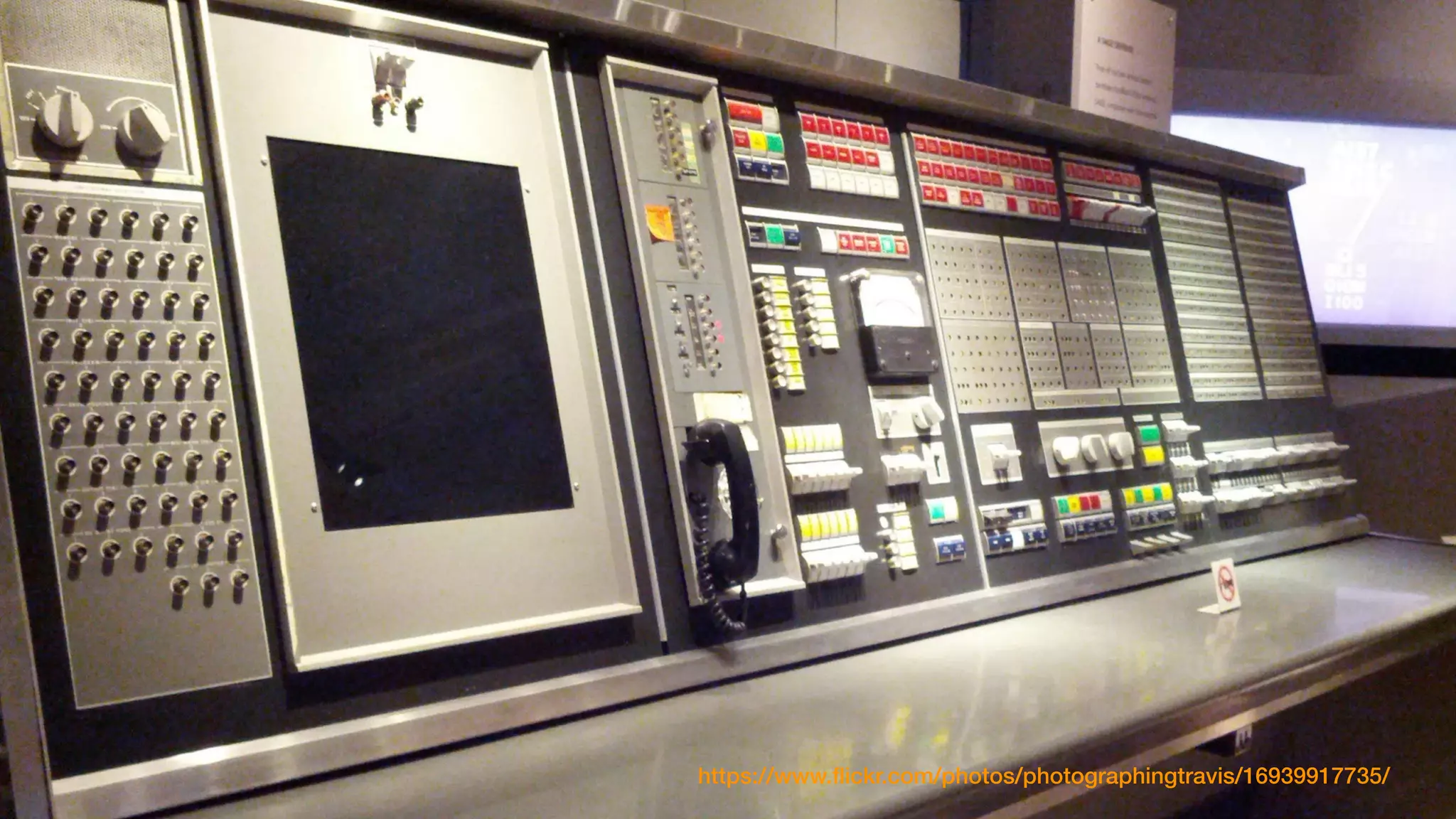 @samnewman
https://www.ﬂickr.com/photos/photographingtravis/16939917735/
 