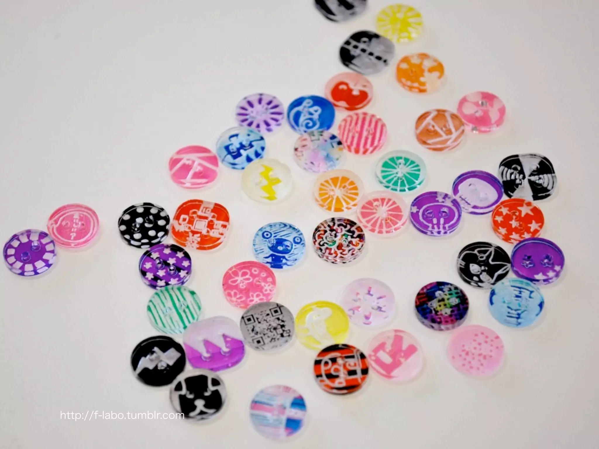 http://f-labo.tumblr.com
 