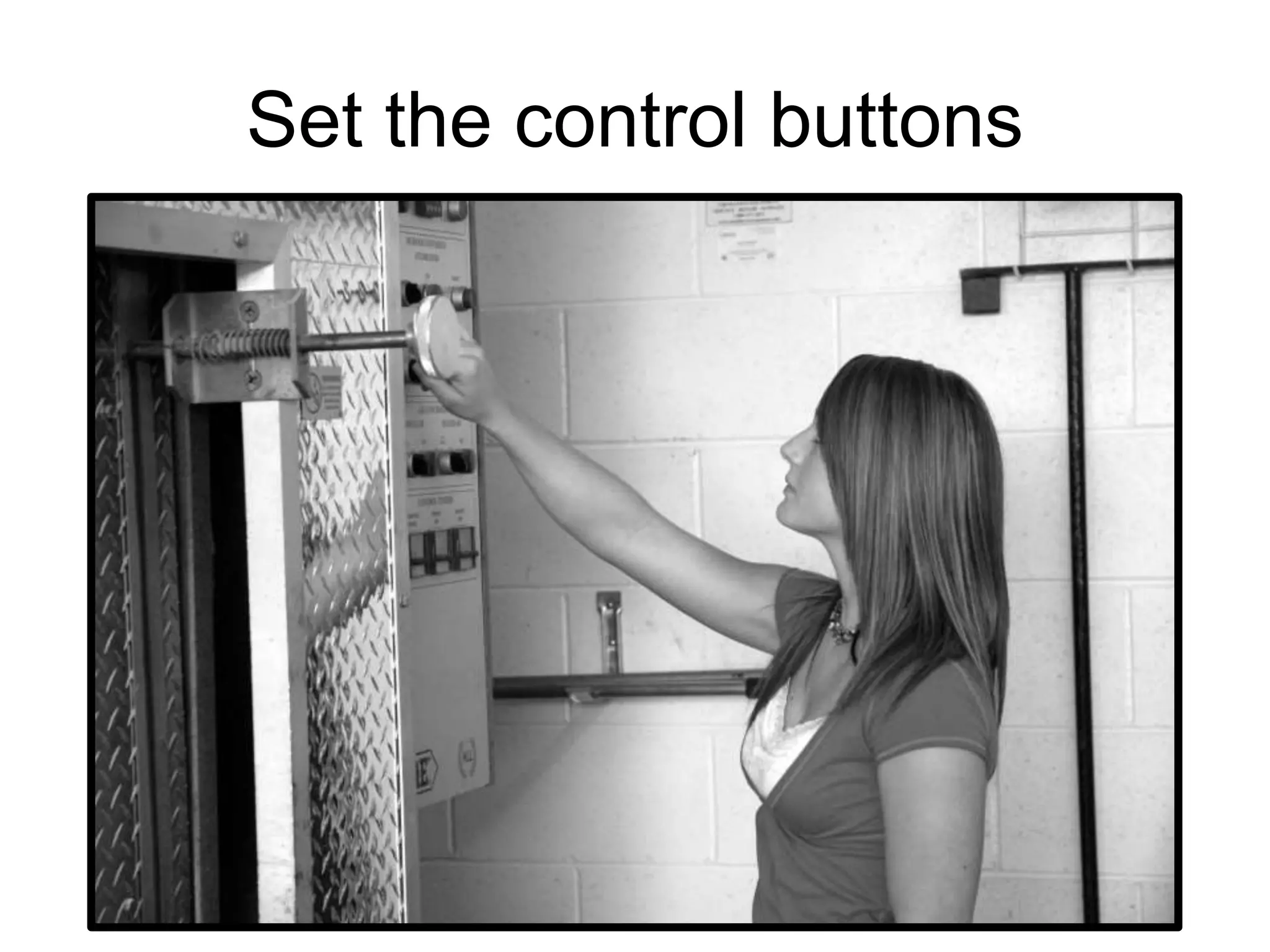 Set the control buttons
 