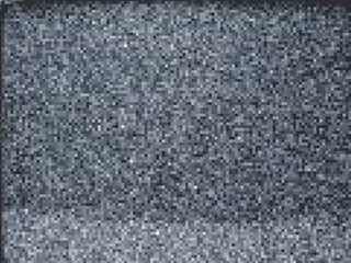 Se calló la lluvia,  dejó empapados ruidos,  la marca del invierno en alas de verano,  las puertas entreabiertas, las calles desoladas,  un jardín de sombrillas temerosas de cielo,  que esperan ver al sol adueñarse del agua .   