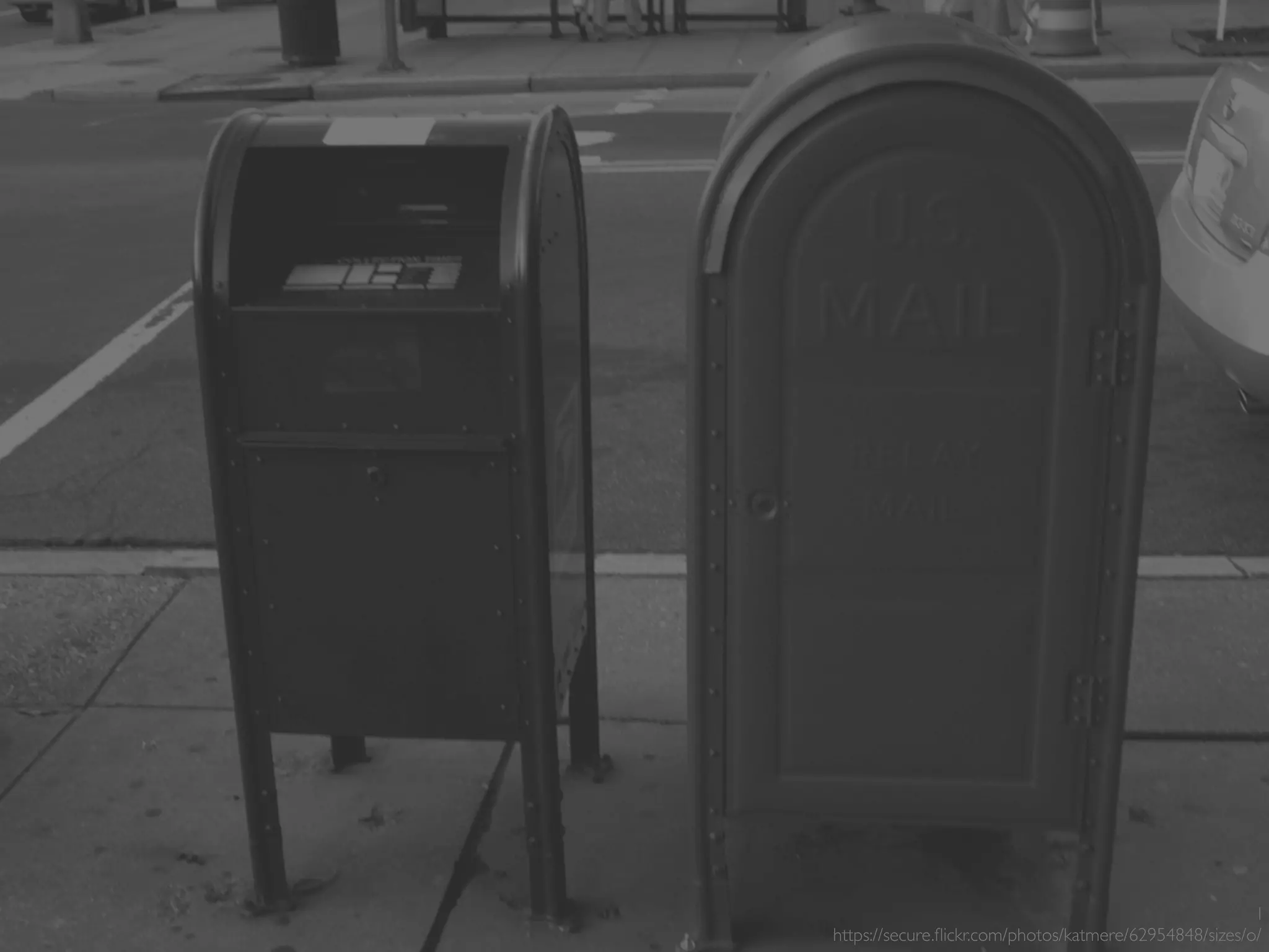 l
https://secure.ﬂickr.com/photos/katmere/62954848/sizes/o/
 