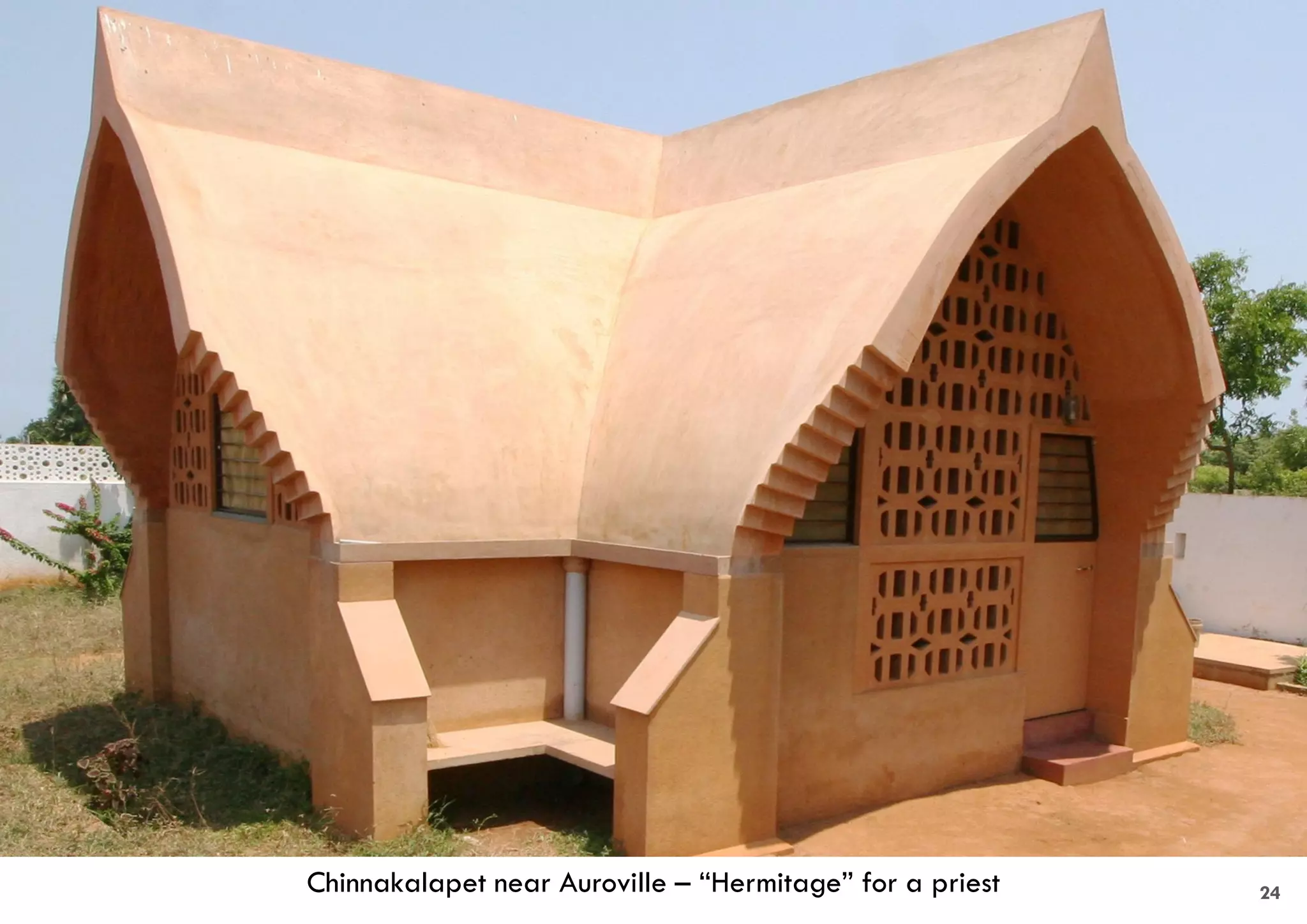 Chinnakalapet near Auroville – “Hermitage” for a priest 24
 
