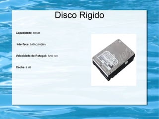 Memória KINGSTON 2 x DDR2 1024MB 800MHz CL5 para mboards com DDR II dual channel. Dual Channel  é uma arquitetura para os controladores de memória de um computador que permite o aumento da largura de banda, desde que se use números pares de memórias em canais separados. 