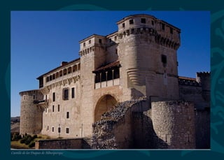 Desde los platos y pinchos
más tradicionales a las
sofisticadas recetas que se
ofrecen durante las Jornadas
Gastronómicas, Cuéllar se
presenta como uno de los
lugares de referencia en el
panorama de la gastronomía
castellana. Todo ello
avalado por la calidad de los
productos de su Tierra.
Tortilla de patatas
Presentación de las Jornadas Gastronómicas Portada de la Magdalena
 