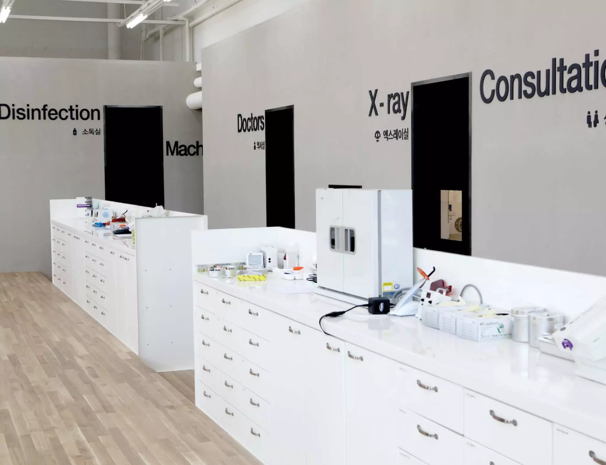 교원공제
Ad Design
23
credit
art direction/design
김윤아, 김수민
client
한국교직원공제회
 