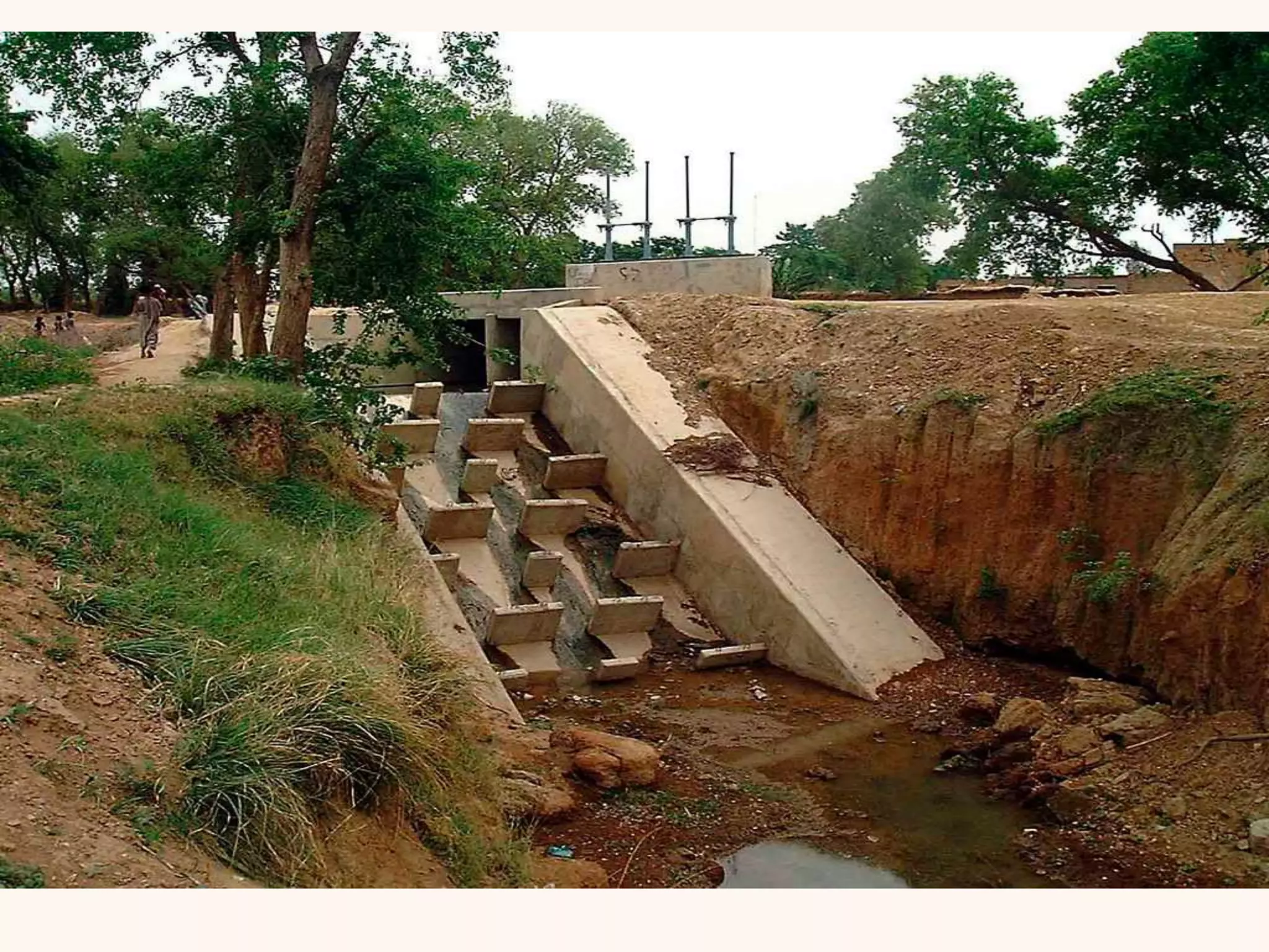 Dam outlet works lecture 3