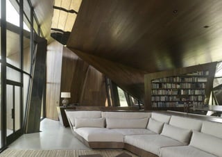 DANIEL LIBESKIND 121
 