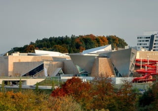 DANIEL LIBESKIND 26
 