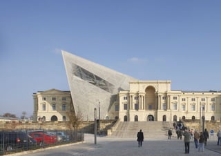 DANIEL LIBESKIND 55
 