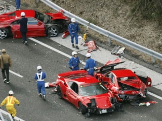 © Copyright 2014. DARYUS – São Paulo – Brasil. | www.daryus.com.br | +55 11 3285-6539 
Segurança da Informação: Ainda somos míopes 
Confidencialidade 
Integridade 
Disponibilidade 
Segurança da Informação 
Pessoas 
Processos 
Tecnologia 
Tecnologia 
O QUE ACONTECE COM A MELHOR TECNOLOGIA 
NAS MÃOS DE QUEM NÃO ESTÁ PREPARADO?  