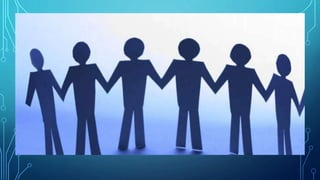 ASSOCIATIONS
•Impose traversal direction
•Add a qualifier, reduce multiplicity
•Eliminate non essential associations
•Both a gift and a curse in Rails
 