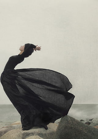 PicsArt Monthly | 43

 