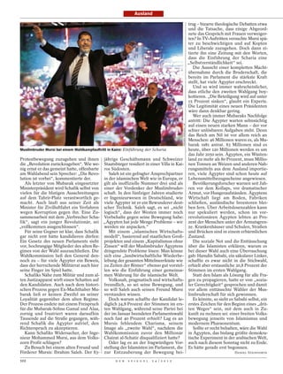 Ausland

                                                                                                                  trug – bizarre theologische Debatten etwa
                                                                                                                  und die Tatsache, dass einige Abgeord-
                                                                                                                  nete das Gespräch mit Frauen verweiger-
                                                                                                                  ten? In TV-Auftritten versuchte Mursi spä-
                                                                                                                  ter zu beschwichtigen und auf Kopten
                                                                                                                  und Liberale zuzugehen. Doch dann zi-
                                                                                                                  tierte ihn eine Zeitung mit den Worten,
                                                                                                                  dass die Einführung der Scharia eine
                                                                                                                  „Selbstverständlichkeit“ sei.
                                                                                                                     Die Aussicht einer kompletten Macht-
                                                                                                                  übernahme durch die Bruderschaft, die
                                                                                                                  bereits im Parlament die stärkste Kraft
                                                                                                                  stellt, hat viele Ägypter erschreckt.
                                                                                                                     Und so wird immer wahrscheinlicher,
                                                                                                                  dass etliche den zweiten Wahlgang boy-
                                                                                                                  kottieren. „Die Beteiligung wird auf unter
                                                                                                                  15 Prozent sinken“, glaubt ein Experte.
                                                                                                                  Die Legitimität eines neuen Präsidenten
                                                                                                                  wäre dann denkbar gering.
                                                                                                                     Wer auch immer Mubaraks Nachfolge
                                                                                                                  antritt: Die Ägypter warten sehnsüchtig




                                                                                           FREDRIK PERSSON / AP
                                                                                                                  auf einen neuen starken Mann – der vor
                                                                                                                  schier unlösbaren Aufgaben steht. Denn
                                                                                                                  das Reich am Nil ist vor allem reich an
                                                                                                                  Menschen: 46 Millionen waren es, als Mu-
                                                                                                                  barak 1981 antrat. 83 Millionen sind es
Muslimbruder Mursi bei einem Wahlkampfauftritt in Kairo: Einführung der Scharia                                   heute, über 120 Millionen werden es um
                                                                                                                  das Jahr 2050 sein. Ägypten, ein Wüsten-
Protestbewegung zuzugehen und ihnen jährige Geschäftsmann und Schweizer                                           land zu mehr als 80 Prozent, muss Millio-
die „Revolution zurückzugeben“. Wie we- Staatsbürger residiert in einer Villa in Kai-                             nen Tonnen an Weizen und anderen Nah-
nig ernst er das gemeint hatte, offenbarte ros Südosten.                                                          rungsmitteln aus dem Ausland importie-
am Wahlabend sein Sprecher: „Die Revo-        Saleh ist ein gefragter Ansprechpartner                             ren, viele Ägypter sind schon heute auf
lution ist vorbei“, kommentierte der.      in der islamischen Welt wie in Europa, er                              Lebensmittelbezugsscheine angewiesen.
   Als letzter von Mubarak eingesetzter gilt als inoffizielle Nummer drei und als                                    Bevölkerungsforscher warnen seit Jah-
Ministerpräsident wird Schafik selbst von einer der Vordenker der Muslimbruder-                                   ren vor dem Kollaps, vor dramatischer
vielen für die blutigen Ausschreitungen schaft. In den fünfziger Jahren studierte                                 Armut, vor Hungeraufständen. Ägyptens
auf dem Tahrir-Platz verantwortlich ge- er Ingenieurwesen in Deutschland, wie                                     Wirtschaft liegt am Boden, Fabriken
macht. Auch läuft aus seiner Zeit als viele Ägypter ist er ein Bewunderer deut-                                   schließen, ausländische Investoren blei-
Minister für Zivilluftfahrt ein Verfahren scher Technik. Saleh sagt, es sei „nicht                                ben fern. Über Arbeitslosenzahlen kann
wegen Korruption gegen ihn. Eine Zu- logisch“, dass der Westen immer noch                                         nur spekuliert werden, schon im vor-
sammenarbeit mit dem „Verbrecher Scha- Vorbehalte gegen seine Bewegung habe:                                      revolutionären Ägypten lebten 40 Pro-
fik“, sagt ein junger Revolutionär, sei „Ägypten hat jede Menge Probleme – wir                                    zent der Menschen unter der Armutsgren-
„vollkommen ausgeschlossen“.               werden sie anpacken.“                                                  ze. Krankenhäuser und Schulen, Straßen
   Für seine Gegner ist klar, dass Schafik    Mit einem „islamischen Wirtschafts-                                 und Brücken sind in einem erbärmlichen
gar nicht erst hätte kandidieren dürfen: modell“, basierend auf staatlichen Groß-                                 Zustand.
Ein Gesetz des neuen Parlaments sieht projekten und einem „Kapitalismus ohne                                         Die soziale Not und die Enttäuschung
vor, hochrangige Mitglieder des alten Re- Zinsen“ will der Muslimbruder Ägyptens                                  über die Islamisten erklären, warum es
gimes von der Wahl auszuschließen. Die dringendste Probleme lösen: Man könne                                      bei dieser Wahl auch eine Überraschung
Wahlkommission ließ den General den- sich eine „landwirtschaftliche Wiederbe-                                     gab: Hamdin Sabahi, ein säkularer Linker,
noch zu – für viele Ägypter ein Beweis, lebung der gesamten Mittelmeerküste wie                                   schaffte es zwar nicht in die Stichwahl,
dass der herrschende Militärrat auch hier zu Zeiten der Römer“ ebenso gut vorstel-                                erhielt aber erstaunliche 20,8 Prozent der
seine Finger im Spiel hatte.               len wie die Einführung einer gemeinsa-                                 Stimmen im ersten Wahlgang.
   Schafiks Nähe zum Militär und zum al- men Währung für die islamische Welt.                                        Statt den Islam als Lösung für alle Fra-
ten Justizapparat wirft einen Schatten auf    Volksnah, pragmatisch und wirtschafts-                              gen zu propagieren, hatte er von „sozia-
den Kandidaten. Auch nach dem histori- freundlich, so sei seine Bewegung, und                                     ler Gerechtigkeit“ gesprochen und damit
schen Prozess gegen Ex-Machthaber Mu- so will Saleh auch seinen Freund Mursi                                      vor allem enttäuschte Wähler der Mus-
barak ließ er keinen Zweifel an seiner verstanden wissen.                                                         limbruderschaft für sich gewonnen.
Loyalität gegenüber dem alten Regime.         Doch warum schaffte der Kandidat le-                                   Es könnte, so sieht es Sabahi selbst, ein
Der Prozess endete mit einem Freispruch diglich 24,8 Prozent der Stimmen im ers-                                  erstes Zeichen für den Beginn eines „drit-
für die Mubarak-Söhne Gamal und Alaa, ten Wahlgang, während seine Partei bei                                      ten Weges“ sein, mit dem auch in Zu-
zornig und frustriert waren daraufhin der im Januar beendeten Parlamentswahl                                      kunft zu rechnen sei: einer breiten Volks-
Tausende auf die Straße gegangen, wäh- noch fast 40 Prozent erhielt? Lag es an                                    bewegung jenseits von Islamismus und
rend Schafik die Ägypter aufrief, den Mursis fehlendem Charisma, seinem                                           modernem Pharaonentum.
Richterspruch zu akzeptieren.              Image als „zweite Wahl“, nachdem die                                      Sollte er recht behalten, wäre die Wahl
   Kann Schafiks Widersacher, der Inge- Wahlkommission zuvor den Millionär                                        in Ägypten, das bislang größte demokra-
nieur Mohammed Mursi, aus dem Volks- Chairat al-Schatir disqualifiziert hatte?                                    tische Experiment in der arabischen Welt,
zorn Profit schlagen?                         Oder lag es an der fragwürdigen Vor-                                auch nach diesem Sonntag nicht zu Ende.
   Zu Besuch bei einem alten Freund und stellung der Islamisten im Parlament, die                                 Es hätte gerade erst begonnen.
Förderer Mursis: Ibrahim Saleh. Der 83- zur Entzauberung der Bewegung bei-                                                                 DANIEL STEINVORTH

102                                                D E R   S P I E G E L   2 4 / 2 0 1 2
 