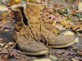 Descriptive text prompt images for blog