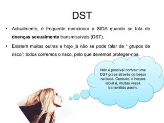 Dois ovários, as trompas de Falópio, útero, vagina e vulva. 