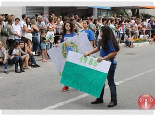Desfile de aniversário de brusque