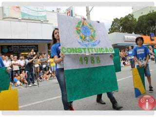 Desfile de aniversário de brusque