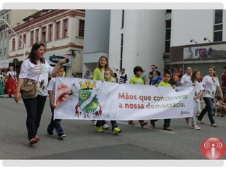 Desfile de aniversário de brusque
