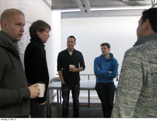 Regeln fürs Kritisieren
- Jeder gibt und bekommt Kritik
- „2 Dinge, die funktionieren und 1-2
Dinge, die du verbessern kannst.“
- „Deine Idee löst die Aufgabe (noch
nicht), weil...“
- keine persönlichen Geschmacksurteile
 