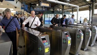 INSERT CHAPTER TITLE 77
 