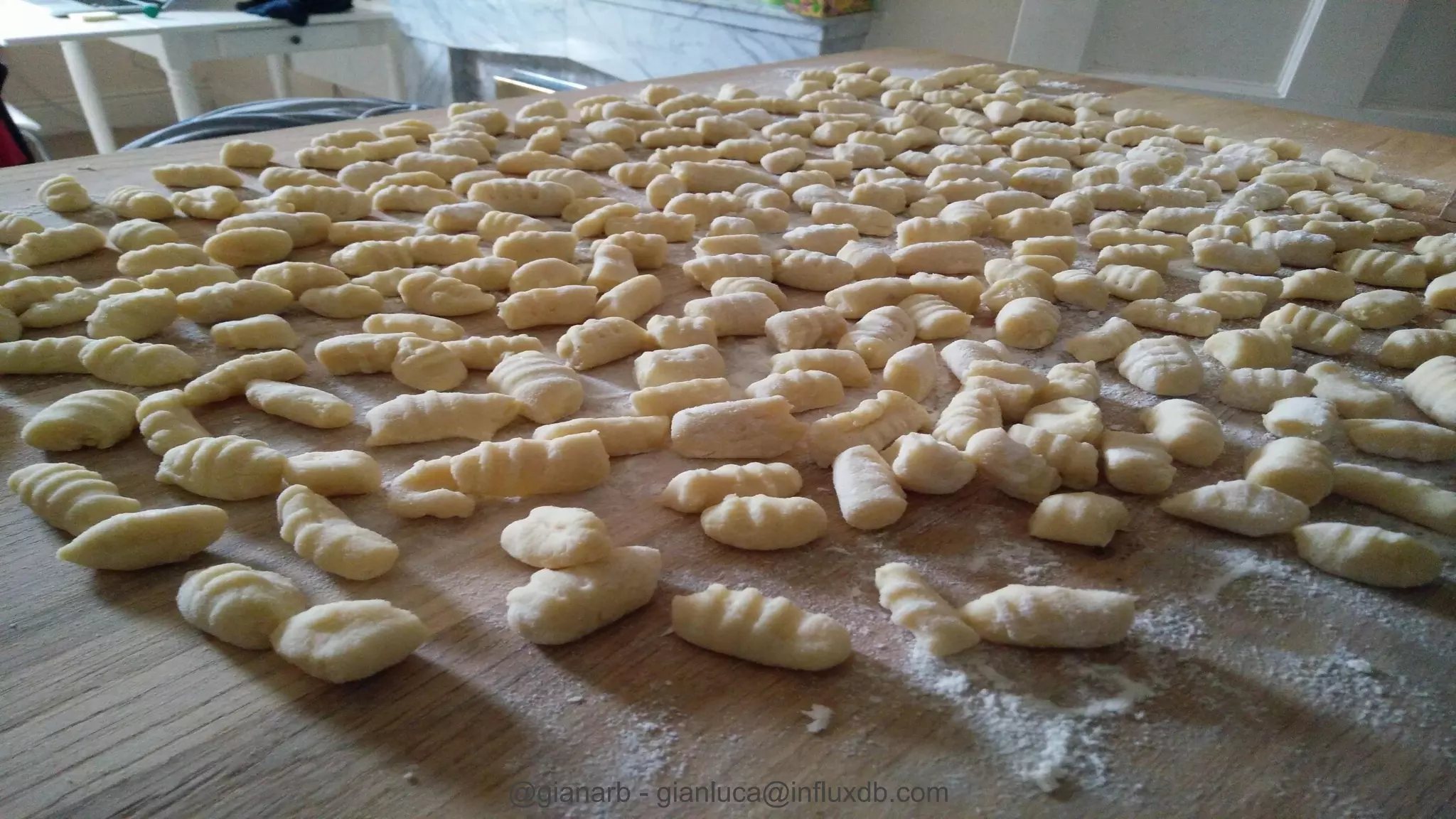 @gianarb - gianluca@influxdb.com
 