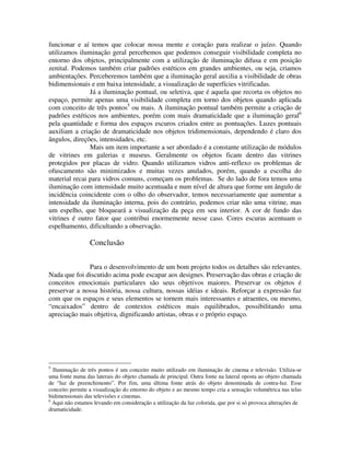 E agora o efeito de sua projeção, conseguida com um equipamento elipsoidal em uma
superfície branca, com utilização conjunta de um filtro (gelatina) azul:
Um exemplo de gobo de vidro:
 