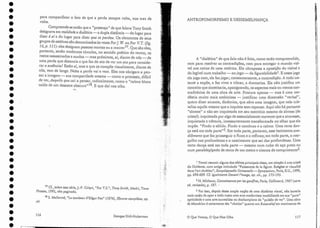 r- .---,., _
117
A ccdialética» de que falo não é feita, COD10 terão cornpreendido,
nem para resolver as contradições, nem para entregar o mundo visí-
vel aos meios de uma retórica. Ela ultrapassa a oposição do visível e
do legível num. trabalho - no jogo- da figurabilidade1. E nesse jogo
ela joga com, ela faz jogar, constantemente, a contradição. A todo ins-
tante a expõe, a faz viver e vibrar, a dramatiza. Ela não justifica um
conceito que sintetizaria, apaziguando, os aspectos mais ou menos con-
traditórios ele uma obra de arte. Procura apenas - mas é uma mO-
déstia muito mais ambiciosa - justificar uma dirnénsão "verba!",
quero dizer atuante, dinâmica, que abre uma imagem, que nela cris-
taliza aquilo mesmo que a inquieta sem repouso. Aqui não há portanto
"síntese" a não ser inquietada em. seu exercício mesmo de síntese (ele
cristal): inquietada por algo de essencialmente movente que a atravessa,
inquietada e trêmula, incessantemente transformada no olhar que ela
impõe. "Findo o sólido. Findo o contínuo e o calmo. Uma certa dan-
ça está em toda parte,,2. Em toda parte, portanto, esse batimento ana-
diômeno que faz prosseguir o fluxo e o refluxo; em.toda parte, o mer-
gulho nas profundezas e o nascimento que sai das profundezas. Uma
certa dança está em toda parte - mesmo num cu bo de aço preto o.,u
num paralelepípedo de cerca de um metro e oitenta de comprimento".
I Tentei resumir alguns dos efeitos principais disso, em relação à arte cristã
do Ocidente, num artigo intitulado "Puissances de la figure. Exégêse et visualité
dans l'art chrétíen", Encyclopaedia Uniuersalis - Symposium, Paris, E.U., 1990,
pp. 696-609. Cf. igualmente Deuant l'image, 017. cit., pp. 175-195.
2 l-I. Michaux, Connaissance parlesgouffres, Paris, Gallimard, 1967 (nova
ed. revisada), p. 187..
3 Por isso, depois dessa ampla noção de uma dialética visual, não haveria
mais razão de opor a todo custo uma arte modernista imobilizada em sua "pura"
opticidade e uma arte surrealista ou duchampiana da "pulsão de ver". Uma obra
de Mondrian é certamente tão "rftrnica" quanto um Rotoreliefem movimento de
ANTROPO:NI0RFIS:NI0 E DESSEMELHANÇA
o Que Vemos, O Que Nos Olha
Georges Didi-Huberrnan
para cornpacificar o fato de que a perda sempre volta, nos traz de
volta.
Compreende-se então que a "presença" de que falava Tony Smith
designava em realidade a dialética - a dupla distância - do lugar para
dizer é aí.e do lugar para dizer que se perdeu. Os elementos de seus
grupos de estátuas são denominados às vezes For].,7. ou ForV.T. (fig.
~L 6)p. 111): eles designam pessoas mortas ou a rnorrer/". Que são eles,
portanto, senão modernos túmulos, no sentido poético do termo, os
restos assassinados e mudos -mas próximos, aí, diante de nós - ele
uma perda que distancia e que faz do ato de ver um ato para conside-
rar a ausência? Estão aí, mas o que os compõe visualmente, diante de
nós, vem de longe. Neles a perda vai e vem. Eles nos obrigam a pen-
sar a imagem - sua compacidade mesma - como o processo, difícil
de ver, daquilo que cai: a pensar, radicalmente, como o "calmo bloco
cardo de um desastre obscuro"78. E que daí nos olha.
77 Cf., sobre essa série, J.-P. Criqui, "For T.S.", Tony Smiil«, Madri, Torce
Picasse, 1992, não paginado.
78 S..Mallarmé,"Le tombeau d'Edgar Poe" (1876), CEuvres completes, OI}.
cito
116
•
•
•
•
•
•
•
•
•
•
•
•
•
•
•
•
•
•
•
•
•
•
•
•
•
•
•
•
•
•
•
•
•
•
 