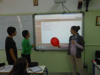 Die Nadel sagt zum Luftballon