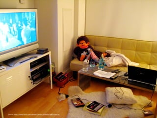 Source: http://www.ﬂickr.com/photos/jenpix/2290647480/sizes/o/
 