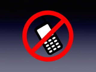 John Hattie, 2013
(1) Der Computereinsatz führt zu stärkeren Effekten, wenn
insgesamt Methodenvielfalt praktiziert wird.
(2) Der Computereinsatz führt zu stärkeren Effekten, wenn vorher
ein Lehrertraining stattgefunden.
(3) Der Computereinsatz führt zu stärkeren Effekten, wenn es
vielfältige Lernangebote und einen hohen Anteil an echter
Lernzeit gibt.
(4) Der Lernerfolg erhöht sich, wenn die Schüler die Kontrolle
über ihren Lernprozess haben.
(5) Kooperatives Lernen (peer learning) verstärkt die positiven
Effekte.
 