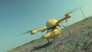 Szenario: 
Meatspace Digitalization 
Cheap Repliation 
Einzelhandel vs. Home-Printing 
Service – Roboter im Alltag 
Nie mehr körperlich arbeiten? 
Selbst-Steuernde Logistik 
Vollständig automatisierte Bestellprozesse 
Trusted Environments 
Umwelt sorgt für Wohl und Sicherheit 
 