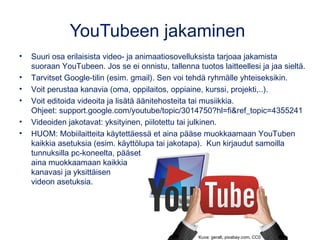 Adobe Spark Video
Tässä ensin ohjeet iPadille
1. Aloita nimeämällä tarina ja valitsemalla sen
rakenne.
2. Valitse esityksesi teema eli visuaalinen ilme.
(Kuvassa vihreä).
3. Lisää dioihin sisältöä:
– Ikonit (pelkistetyt kuvakkeet)
– Valokuvat (iPadilta, Drop-boxista,
Facebookista,..)
– Teksti
– Video
Muuta tarvittaessa yksittäisten diojen
layoutia. Se määrää, paljonko sisältöä
diaan mahtuu.
Diat vaihtuvat varsin nopeasti ellet lisää
selostusta tai muuta oletuskestoa.
Diat
Tee-
ma
Lay-
out
Kest
o
 