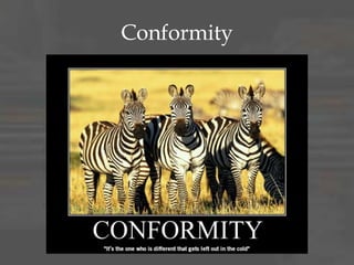 Recall - Kimball-lytes
• Bottom-up - incremental
– Operational systems feed the Data
Warehouse
– Data Warehouse is a corporate
dimensional model that Data Marts are
sourced from
– Data Warehouse is the consolidation of
Data Marts
– Sometimes the Data Warehouse is
generated from Subject area Data Marts
 
