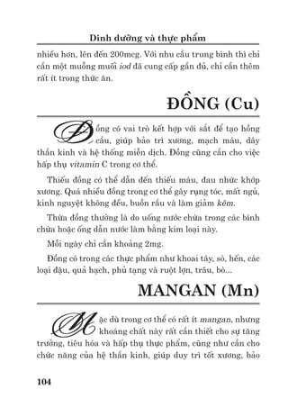 Trư ng ð i h c Nông nghi p 1 - Giáo trình B o qu n nông s n --------------------------------------------- 97
CHƯƠNG VII
THU HO CH, PHÂN LO I VÀ BAO GÓI NÔNG S N, TH C PH M
1. Thu ho ch nông s n
1.1. ð chín thu ho ch
ð chín thu ho ch còn ñư c g i là ñ chín thu hái. ðó là ñ thành th c c a nông s n mà ng
v i nó, nông s n ñáp ng ñư c m t nhu c u b o qu n và ch bi n nào ñó.
Ví d : Thóc, ngô có th thu ho ch trư c khi chín hoàn toàn 5–7 ngày. V i rau qu , rau qu
nào có quá trình chín sau thu ho ch thì có th thu hái khi nó còn xanh (cà chua, xoài, chu i,…)
nhưng rau qu không có quá trình chín sau thu ho ch thì ph i thu hái chúng khi ñã th t già ñ
b o ñ m ch t lư ng dinh dư ng và ăn u ng cho rau qu (qu h cam chanh, b u bí, dưa,…).
Rau ăn lá có th thu ho ch nhi u ñ chín thu hái khác nhau ph thu c vào nhu c u s d ng
chúng (rau mu ng, rau c i, rau m ng tơi,…).
Như v y, không có m t quy lu t nào trong ñó có s liên h gi a s phát tri n cá th nông
s n v i ñ chín thu ho ch. Nguyên t c t i cao cho vi c xác ñ nh ñ chín thu ho ch là ch t lư ng
và giá tr s d ng c a nông s n sau thu ho ch.
1.2. Th i ñi m thu ho ch
ð ñ m b o ch t lư ng nguyên li u t t cho b o qu n và ch bi n công nghi p, nông s n c n
ñư c thu ho ch ñúng th i ñi m. Vi c thu ho ch c n ph i ñư c th c hi n nhanh chóng, k p th i,
g n vào lúc sáng s m khi chưa có n ng g t (v i rau hoa qu ), lúc có n ng nh và khô hanh (v i
nông s n d ng c ). T t nh t là thu hái vào nh ng ngày ñ p tr i, khí h u mát m , tránh thu hái
vào nh ng ngày mưa, m hay nhi u sương ñ h n ch s lây lan và gây h i c a vi sinh v t.
1.3. K thu t thu ho ch
ðây là y u t quan tr ng nh hư ng ñ n ch t lư ng s n ph m khi b o qu n. Khi thu ho ch
không ñư c làm xây xát, gi p nát, không làm m t l p ph n b o v t nhiên bao quanh nông s n.
Tóm l i, càng gi ñư c tr ng thái t nhiên c a nông s n như khi chúng còn trên cây m bao
nhiêu càng có l i cho quá trình b o qu n b y nhiêu. Mu n v y c n ph i có phương ti n và k
thu t thu ho ch t t.
Tuỳ thu c vào lo i nguyên li u, m c ñích s d ng mà ch n phương ti n thu hái thích h p.
Có th thu hái b ng tay, b ng dao, kéo, cu c, x ng,… Cũng có th thu hái b ng máy móc cơ gi i
như máy rung, máy ñào, máy c t,... Tuy nhiên, thu hái rau hoa qu có l là khâu khó cơ gi i hóa
nh t vì ph n thu ho ch n m l n v i các b ph n cây tr ng khác và có ñ chín, ñ thành th c
khác nhau. Mu n cơ gi i hóa thu ho ch, rau hoa qu ph i ñư c tuy n ch n sao cho chúng chín
ñ u, chín ñ ng lo t, cây ñ ng th ng, ñ cao ñ ng ñ u,… ðây cũng là m t vi c khó, ñòi h i trình
ñ k thu t nông nghi p cao.
Như c ñi m c a thu ho ch b ng cơ gi i là t l m t mát, hư h ng cao, ch thích h p khi
nguyên li u ñư c dùng cho ch bi n. V i nguyên li u dùng ñ b o qu n cho dùng tươi thì h u
như không thu hái b ng cơ gi i.
 