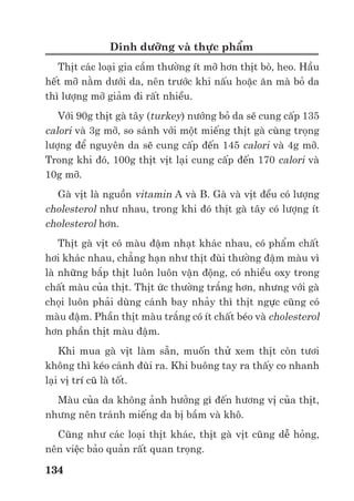 Trư ng ð i h c Nông nghi p 1 - Giáo trình B o qu n nông s n --------------------------------------------- 127
Hình 1.9. Sơ ñ minh ho các nguyên lý b o qu n nông s n th c ph m
2.1. Kích thích ho t ñ ng c a các vi sinh v t và enzyme ñ c bi t
Th c ch t c a nguyên lý này là t o ñi u ki n ñ các vi sinh v t ñ c bi t (vi sinh v t mong
mu n) tăng nhanh s lư ng và kích thích các ph n ng enzyme khác nhau nh m t o ra môi
trư ng không thích h p cho các vi sinh v t gây hư h ng th c ph m. Quá trình này ñư c g i là
quá trình lên men. Tác d ng b o qu n ñây là vi c t o ra môi trư ng có ñ pH th p hay hình
thành rư u trong s n ph m. Quá trình trên làm thay ñ i v , màu s c, c u trúc c a th c ph m và
hình thành nên nh ng hương v ñ c trưng. M t vài ví d cho các s n ph m lên men là: Dưa
mu i (vi khu n axit lactic); d m (vi khu n axit axetic); s a chua (vi khu n axit lactic); rư u
vang (n m men rư u).
2.2. Lo i b các vi sinh v t và các ch t gây nhi m b n th c ph m
Vi c lo i b các vi sinh v t và các ch t gây nhi m b n th c ph m ñư c th c hi n b ng các
màng l c vi khu n ñ c bi t. Phương pháp này thư ng dùng cho b o qu n nư c qu vì các
phương pháp khác (ñun nóng) có th làm m t mùi v và m t s tính ch t ñ c bi t c a nư c qu .
Cũng có th lo i b các tác nhân trên b ng phương pháp quay ly tâm như v i s a dùng ñ ch
bi n pho mat.
Th c ph m
nhi m VSV
Kích thích Lo i b c ch Tiêu di t
- L c
- Ly tâm
- Ti t trùng
- Thanh trùng
- Chi u x
Gi m Nhi t
ñ
Thay ñ i
pH
Gi m ho t
ñ nư c
Gi m Ôxy Thêm ch t
kháng VSV
Chi u x
Làm l nh
Làm ñông
l nh
Thêm axít Làm khô
Thêm
ñư ng
Thêm mu i
ðóng gói
chân
không/khí
quy n ñi u
ch nh
Xông khói
Thêm c n
Thêm ch t
b o qu n
○ = s lư ng VSV
⊕ = s lư ng VSV b tiêu di t
 
