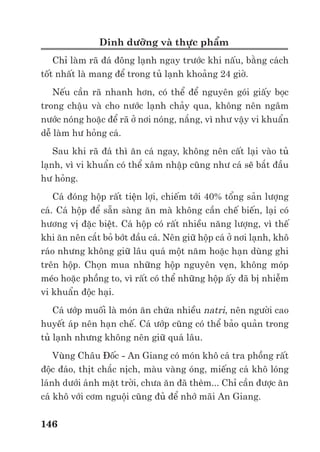 Trư ng ð i h c Nông nghi p 1 - Giáo trình B o qu n nông s n --------------------------------------------- 139
- ð m: ð m không khí c n khá cao (90-950
C) ñ i v i các lo i rau ăn c và r c (khoai,
s n, carot, c c i…) còn các c d ng căn hành (Hành, t i, c hoa dơn, c hoa loa kèn…) c n ñ
m th p hơn (75-80%).
- C n lành v t thương s m vì càng lâu sau thu ho ch s làm lành v t thương càng khó.
L c hóa c gi ng (c khoai tây, căn hành).
Tác d ng c a l c hóa c gi ng th hi n ch : Dư i ánh sáng tán x , solanin (m t h p ch t
có ngu n g c th c p gi vai trò b o v ) hình thành nhi u ph n v có màu xanh. Nó s h n
ch s t n công gây b nh c a d ch h i. Cũng dư i ánh sáng tán x , v c s dày lên, m m s
ch m xu t hi n. ði u ki n l c hóa c gi ng cũng tương t như ñi u ki n làm lành v t thương do
ñó nó còn có tác d ng gi i phóng b t nhi t, m t kh i c gi ng.
ð l c hóa c gi ng, ngư i ta phô bày c gi ng dư i ánh sáng tán x (ánh sáng khu ch tán)
có cư ng ñ cao trong th i gian kho ng 7-10 ngày.
c ch s m c m m c khoai tây.
S c ch m c m m c khoai tây có th ñ t ñư c b ng cách phun lên cây khoai tây vài
tu n trư c thu ho ch b ng dung d ch MH (Malein Hydrazit) 0,25%. Cũng có th chi u s c
trư c khi b o qu n ho c phun, r c M 1 (MENA) (Metyl-Naphthalenacetic acide) v i li u lư ng
1-2 kg/t n c ñang ñư c b o qu n.
ði u khi n s chín qu :
- ð làm chín nhanh qu , có th s d ng nhi t ñ cao (> 400
C), hương th p, ñ t ñèn hay
ethrel. Hi n nay ngư i ta ph bi n dùng ethrel c a Trung Qu c và Vi t Nam ñ làm chín qu :
Etherel
pH sinh lý
Etylen Chín nhanh
(> 4,6) (0,05 - 0,10%)
Có th pha Ethrel thành dung d ch r i phun, nhúng qu ho c tiêm vào cu ng qu sau ñó ñ
ráo r i gi phòng, thùng gi m chín. Yêu c u c a phòng, thùng này là: T0
C = 250
C; RH (%)
ban ñ u cao (90%) sau ñó gi m d n. Sau 3-7 ngày, tùy lo i qu và ñ chín c a qu mà qu s
chín ñ ng lo t v i mã qu ñ p.
- ð làm qu chín ch m, có th dùng m t s ch t oxy hóa m nh như thu c tím, ozon ; nhi t
ñ th p ho c m t s ch t kích thích sinh trư ng th c v t như GA3, BA (Benzin adenin) ñ x lý
qu trư c ho c sau thu ho ch.
ði u khi n màu s c rau qu :
Làm m t màu xanh ñư c th c hi n b ng nâng nhi t ñ lên trên 250
C. nhi t ñ ñó, s c t
Carotenoit có d p th hi n r t rõ. Cũng có th s d ng Etylen (10µL/L) liên t c ñ n khi xu t
hi n d u hi u chín qu cam quýt. ð gi màu xanh cho rau ăn lá, lá c a hoa c t, có th s
d ng ánh sáng trong kho b o qu n hay m t s ch t kích thích sinh trư ng th c v t như GA3,
BA,…
Chi u x :
M t s tia b c x ion hoá có tác d ng di t côn trùng (th m chí c tr ng côn trùng), vi sinh
v t (ñ c bi t là n m) và c ch m t s quá trình trao ñ i ch t c a rau qu (chín, n y m m,…).
Do ñó, chúng ñư c s d ng ñ x lý rau qu trư c b o qu n. N ng ñ s d ng n m trong
kho ng 0,02 - 0,20 KGy ñ i v i ña s rau qu (0,02 - 0,15 KGy cho khoai tây ñ c ch m c
m m).
Ngu n s n sinh các tia phóng x này thư ng là Co60
, Cs137
.
Như c ñi m c a phương pháp này là:
 