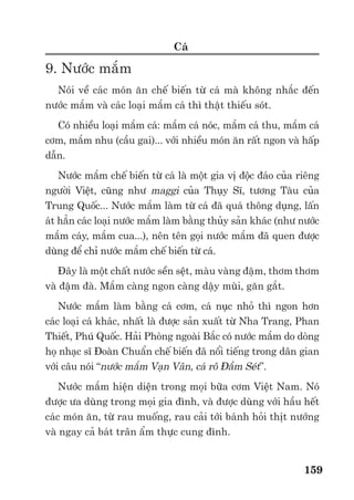 Trư ng ð i h c Nông nghi p 1 - Giáo trình B o qu n nông s n --------------------------------------------- 152
CHƯƠNG XI
V N CHUY N, PHÂN PH I VÀ TIÊU TH NÔNG S N
1. V n chuy n nông s n
V n chuy n là m t trong nh ng công ño n ñòi h i chi phí cao trong quá trình tiêu th nông
s n. Ví d cư c v n chuy n nông s n xu t kh u b ng ñư ng hàng không còn cao hơn chi phí
s n xu t. Vi c l a ch n phương ti n v n chuy n nông s n tùy thu c vào quãng ñư ng, ñ c ñi m
và giá tr c a nông s n. Tuy nhiên, dù ch n phương ti n v n chuy n nào thì vi c chuyên ch s n
ph m v n ph i tuân th nh ng nguyên t c cơ b n sau.
- Vi c x p, b c d nông s n ph i ñư c ti n hành c n th n
- Th i gian v n chuy n càng ng n càng t t ñ h n ch t n th t nông s n
- Nông s n c n ph i ñư c b o v ñ tránh t n thương cơ gi i
- H n ch s chuy n ñ ng (nh i, l c) c a nông s n trên ñư ng ñi
- Tránh hi n tư ng tích nhi t trong kh i nông s n
- H n ch s thoát hơi nư c, ñ c bi t v i các rau qu tươi
- Các ñi u ki n b o qu n ñ ñ m b o ch t lư ng nông s n ph i ñư c duy trì n ñ nh như
nhi t ñ , m ñ , s thông thoáng.
Hình 1.11. H p ch a và giá ñ nông s n trong quá trình thu ho ch và v n chuy n
Hình 2.11. Giá ñ trong v n chuy n và lưu kho nông s n
 