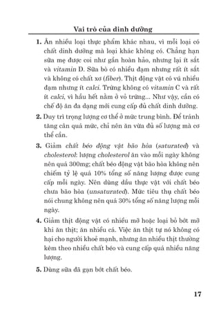 Trư ng ð i h c Nông nghi p 1 - Giáo trình B o qu n nông s n --------------------------------------------- 10
so sánh các phương pháp qu n lý côn trùng h i h t nông s n b o qu n. ði u quan tr ng hơn là,
vi c phân tích như v y là cơ s ñ ti n t i nh ng phân tích ñ ng ph c t p hơn liên quan ñ n
tương tác gi a nông s n b o qu n và sinh v t h i hay môi trư ng b o qu n.
C t lõi c a khái ni m v ngư ng kinh t là các m c ñ phòng ch ng t n th t ñư c áp d ng
cho m t ñi m mà t i ñi m ñó thi t h i phát sinh ñư c phòng ng a b ng v i chi phí phát sinh
dành cho công tác phòng ng a thi t h i.
* Phân tích chi phí - l i ích:
Phân tích chi phí - l i ích là m t k thu t khác ñư c s d ng ñ ñánh giá l i ích và chi phí
c a m t k thu t thay th ñư c s d ng nh m gi m t n th t ngư c l i v i k thu t kia. L i th
c a k thu t này so v i k thu t l p ngân sách t ng ph n là k thu t này cho phép có m t s k t
h p gi a l i ích và chi phí năng ñ ng và toàn di n hơn trong m i th i ñi m. Phân tích l i ích -
chi phí xác ñ nh giá tr hi n t i c a m t dòng chi phí ñư c kh u tr và l i ích trong m t giai
ño n th i gian.
Mô hình mô ph ng ñư c s d ng trong phân tích kinh t có th thu c lo i hình kinh t -sinh
h c, kinh t -k thu t hay kinh t vĩ mô. M i lo i hình này ñư c dùng ñ phân tích và có th cho
ho c không cho phép nh ng nh hư ng c a các y u t ng u nhiên.
N u d a trên mô hình kinh t - sinh h c, t n th t nông s n b o qu n có th ñư c tính toán
trong mô hình có b n hàm s cơ b n v : bi n ñ i c a b n thân nông s n, tăng trư ng qu n th
d ch h i, thi t h i, và chi phí-doanh thu. Ngoài ra, ñ tăng tính chính xác trong tính toán ngư ng
kinh t cho nông s n b o qu n, c n tính ñ n các m i quan h tương tác gi a các nhân t sinh v t
khác nhau ví d như nông s n - sinh v t h i, hay sinh v t h i - k thù t nhiên.
Phân tích kinh t v th trư ng, giá c và sinh h c v nông s n b o qu n (c ch t lư ng và s
lư ng, có và không có tác ñ ng tác ñ ng kh ng ch t n th t) c n ph i ñi ñôi v i nhau trong vi c
thu t p d li u ñ ñánh giá.
Yêu c u v d li u trong ñánh giá t n th t v m t kinh t :
T n th t tr c ti p: Gi m s lư ng; gi m kh i lư ng; gi m ch t lư ng; chi phí x lý gia tăng;
chi phí ch bi n gia tăng; các chi phí khác,…
T n th t gián ti p: Thay ñ i trong công ăn vi c làm; thay ñ i v thu nh p; ngư i qu n lý b o
qu n; ngư i ch bi n; c ng ñ ng; th trư ng b gi m sút,…
Nh ng chi phí khó xác ñ nh khác: Suy thoái môi trư ng; s c kh e con ngư i; b t n mang
tính xã h i; s n ñ nh c a chính quy n,…
Có l m t chi phí khó xác ñ nh hơn nhưng là chi phí th c, ñó là tác ñ ng c a vi c gi m v
lư ng và ch t c a nông s n tác ñ ng lên ngư i tiêu dùng. Các th trư ng có th suy thoái theo
th i gian vì th hi u và s thích c a ngư i tiêu dùng ñ i v i nông s n ñang b o qu n. Trong kinh
doanh b o qu n c n ñánh giá t t c nh ng chi phí này các m c ñ khác nhau b ng cách áp
d ng nh ng ki n th c v m i quan h cung c u cơ b n và ki n th c v thu nh p và vi c làm c a
c ng ñ ng và c a c p ngành liên quan.
Lo i hình cu i cùng ñư c xem xét là y u t vô hình không d có th xác ñ nh ñư c. Vì trên
th trư ng không gi i quy t nh ng v n ñ v suy thoái môi trư ng, y t , n ñ nh chính tr xã h i,
nên r t khó ñ xác ñ nh theo giá tr ti n. Tuy nhiên, m t l n n a, n u trong trư ng h p c c ñoan,
thì nh ng y u t này là nh ng chi phí r t th c liên quan ñ n nh ng t n th t nông s n sau thu
ho ch và nông s n b o qu n. Vì r t khó ñ nh hình nên nh ng chi phí này d b b qua, nhưng do
chúng có t m quan tr ng nên c n ñư c cân nh c m t cách thích ñáng.
C th các bi n pháp k thu t ñ h n ch t n th t nông s n b o qu n là tác ñ ng vào nh ng
nguyên nhân gây t n th t d a trên các nguyên lý b o qu n nông s n s ñư c trình bày nh ng
chương sau.
 