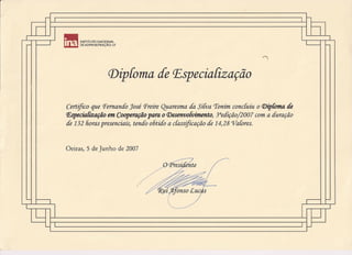 Diploma Especialista em Cooperação e Desenvolvimento