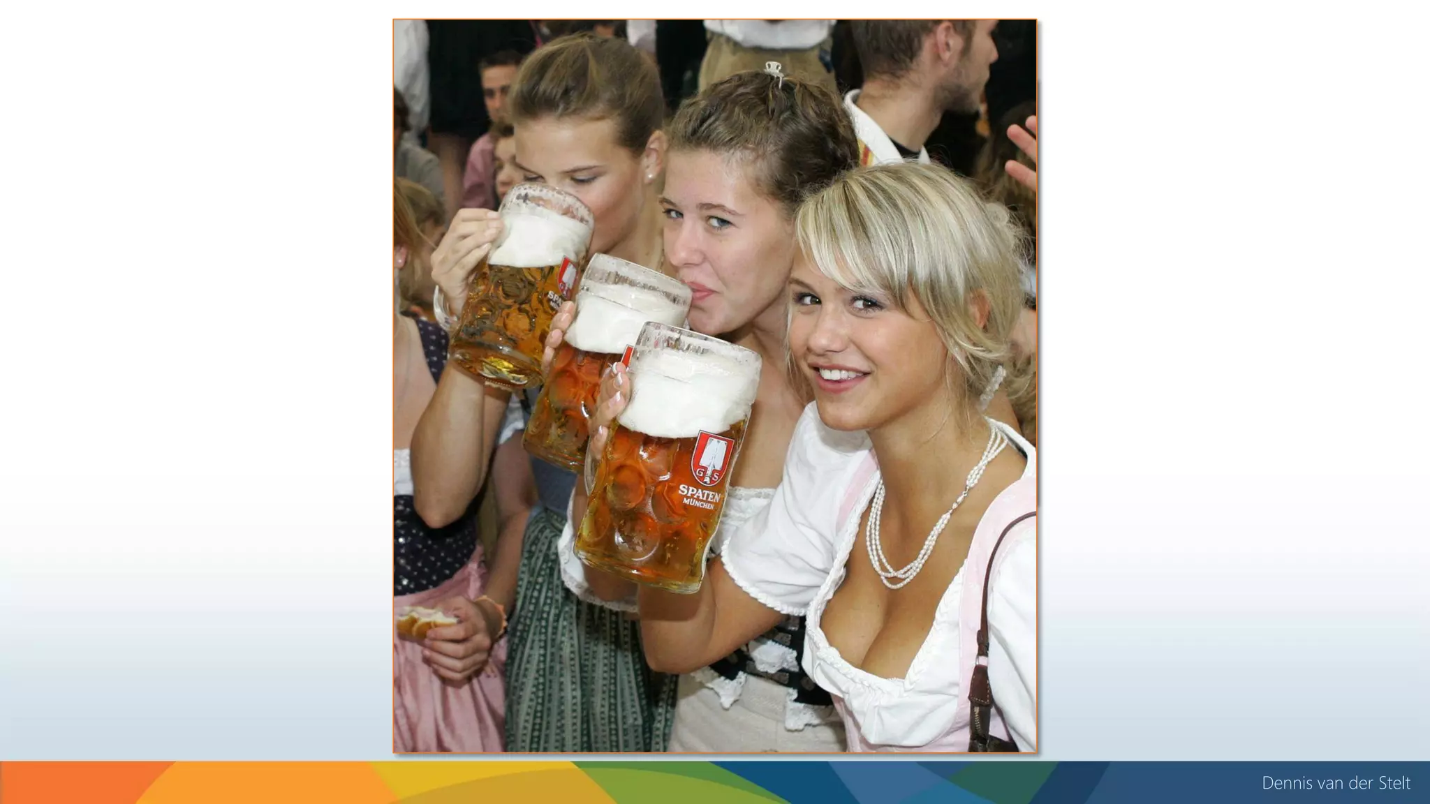 Dennis van der Stelt
Eventual Consistency
your “enterprise” is already eventual consistent with reality
 