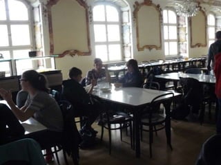 Divendres, 8 d’abril