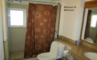 Bedroom 2’s
Bathroom
 