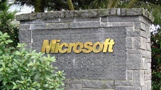 Is Resisting Paths Futile? Der Fall Linux am Desktop in München