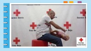 ARRASTRE CON MANTA: Se utiliza una cobija, manta, sábana, etc.;
extendiéndose la misma al lado del lesionado en posición de seguridad y se
coloca la manta plegada lo más cerca posible de él, luego se gira hacia la
posición normal para que quede encima de la manta. Se arrastra tomando la
manta por el lado donde está la cabeza del lesionado
OTROS TIPO DE TRANSPORTE
 